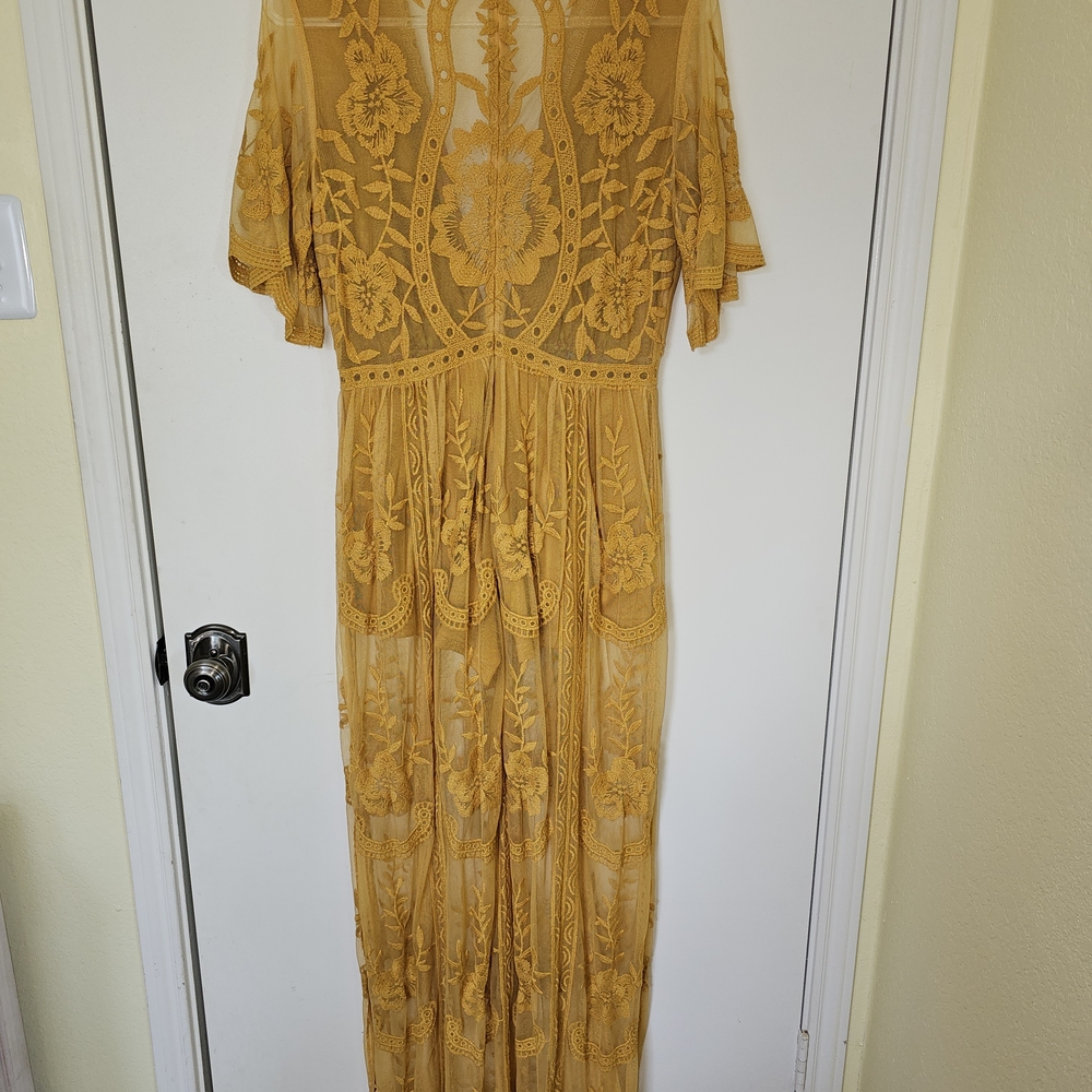 Elegant Mustard Floral Lace Maxi Dress - Picture 2 of 4